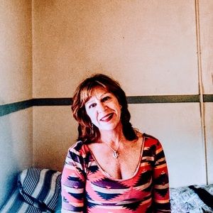 Meet your Posher, Candace